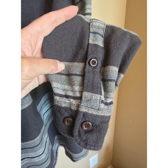 Katin 100% cotton men's size medium button up striped midweight flannel - Picture 5 of 8